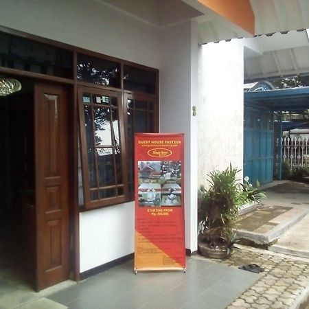 Simply Homy Guest House Pasteur 万隆 外观 照片